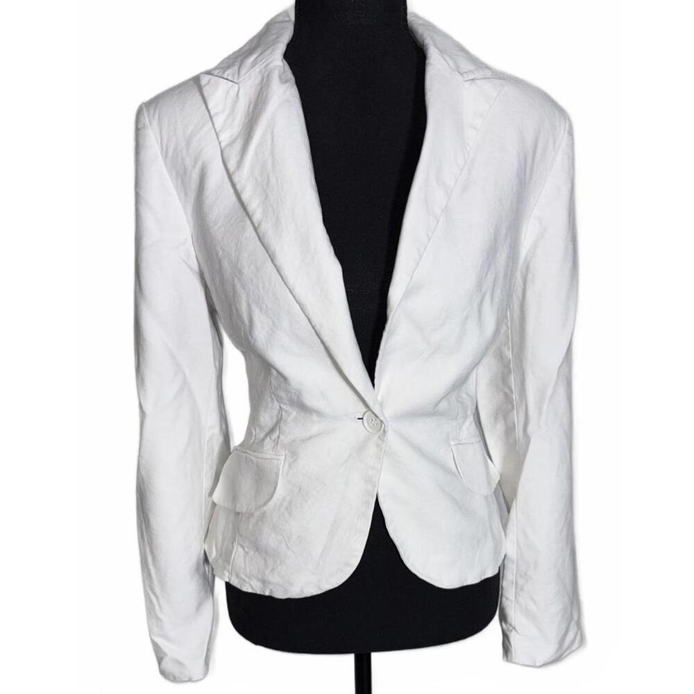 Jones Wear White Single-Button Notch-Lapel Women's Blazer